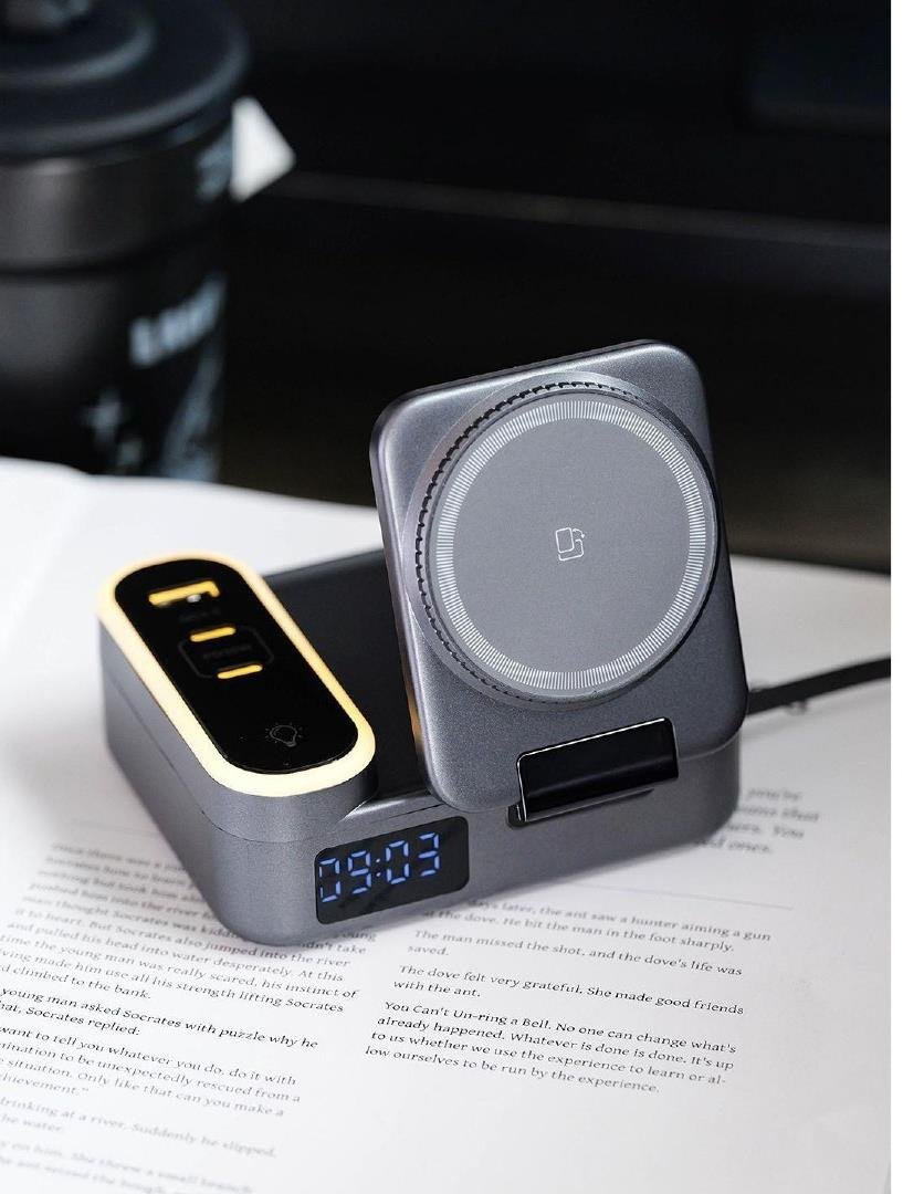 CYJ-12 8-in-1Wireless Charger charging power 65W