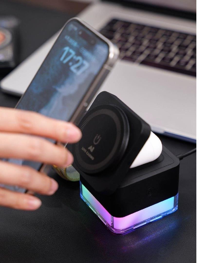 LC-S6 CreativeMagnetic3-in-1Night LightWireless Charger