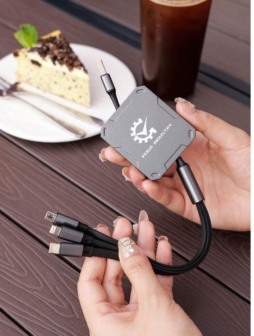 LC-0718mecha retractable3-in-1Cable